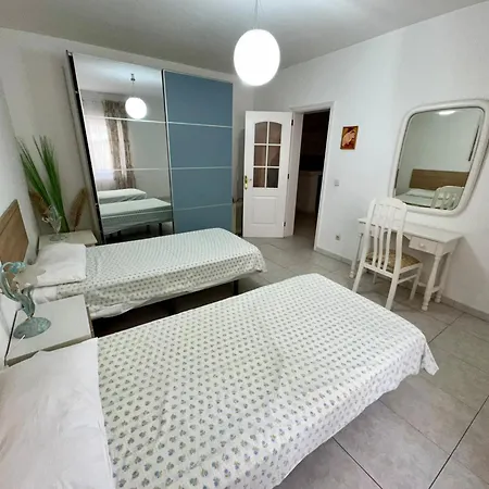 Casa Lilo, En Jardin Grande, Con Gran Piscina Y Barbacoa Tatil Evi Arona (Tenerife)